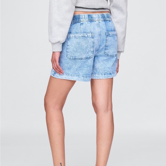 GAP Light Wash Drawstring Jean Shorts - Light Blue - Picture 3 of 4